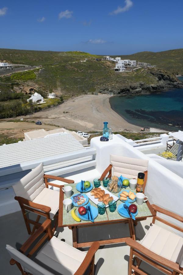 Superior Beachfront Apartment 1 With View To The Aegean Sea Pánormosz Mikónu Kültér fotó